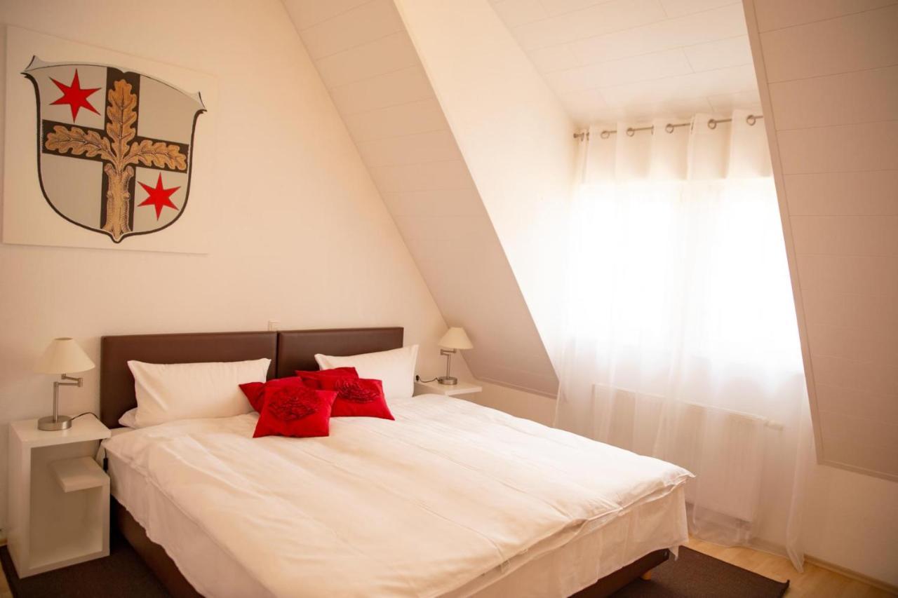 Hotel Wappenstube Ербах Екстер'єр фото