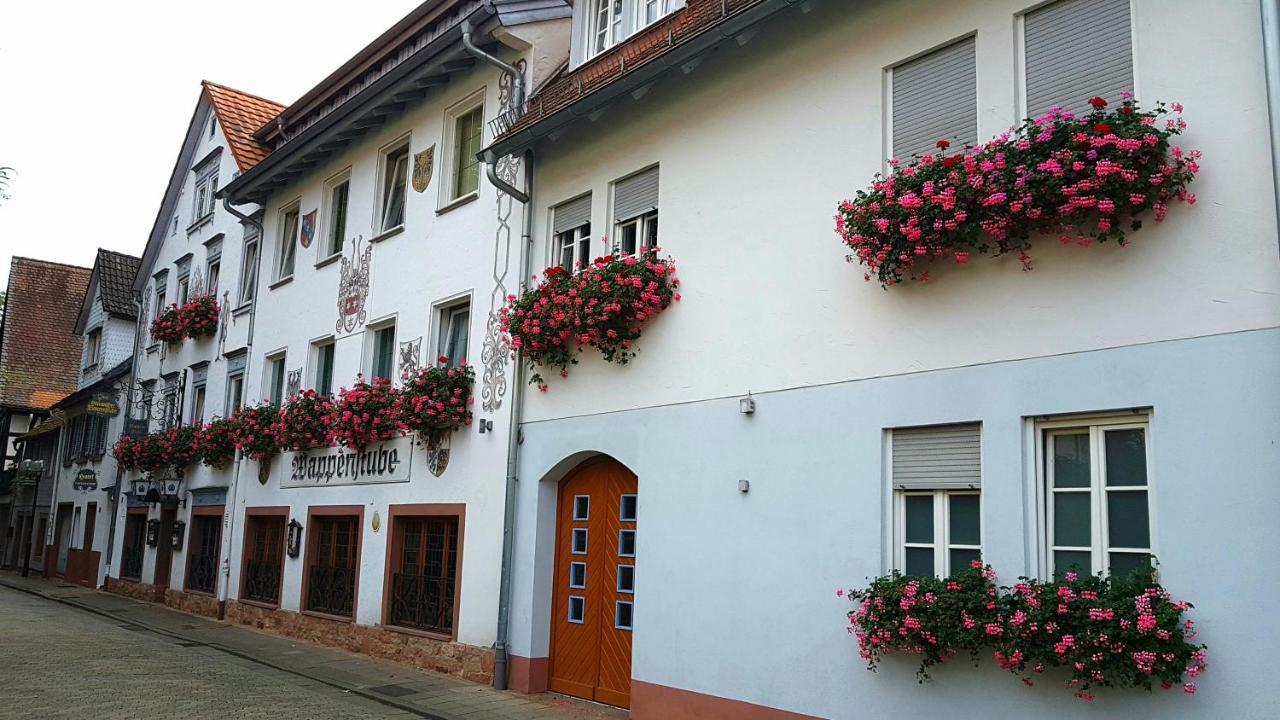 Hotel Wappenstube Ербах Екстер'єр фото